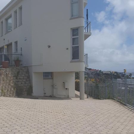The White House Apartment Mossel Bay Exteriör bild